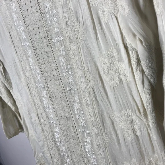 Johnny Was rayon embroidered crochet tunic - Picture 3 of 16